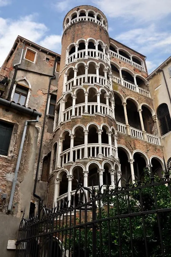 Palazzo Eugenia - Minelli Bed & Breakfast Venice